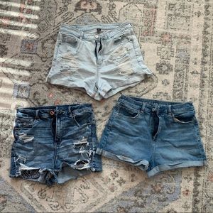 3 pairs American Eagle shorts